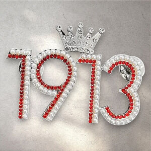 Delta Sigma‎ Theta Brooch 1913 Crown Red Rhinestones and White Pearls